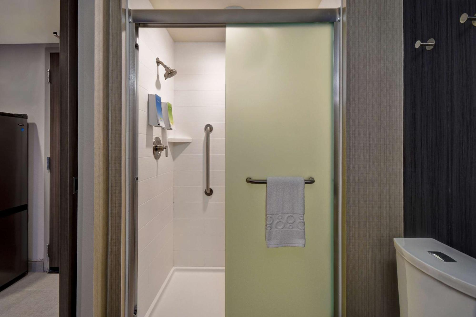 Home2 Suites By Hilton Bowling Green, Oh Bagian luar foto